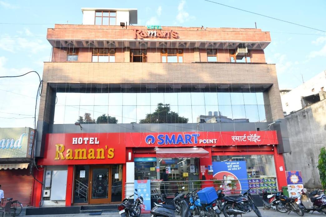 Hotel Raman'S Jagādhri Екстериор снимка